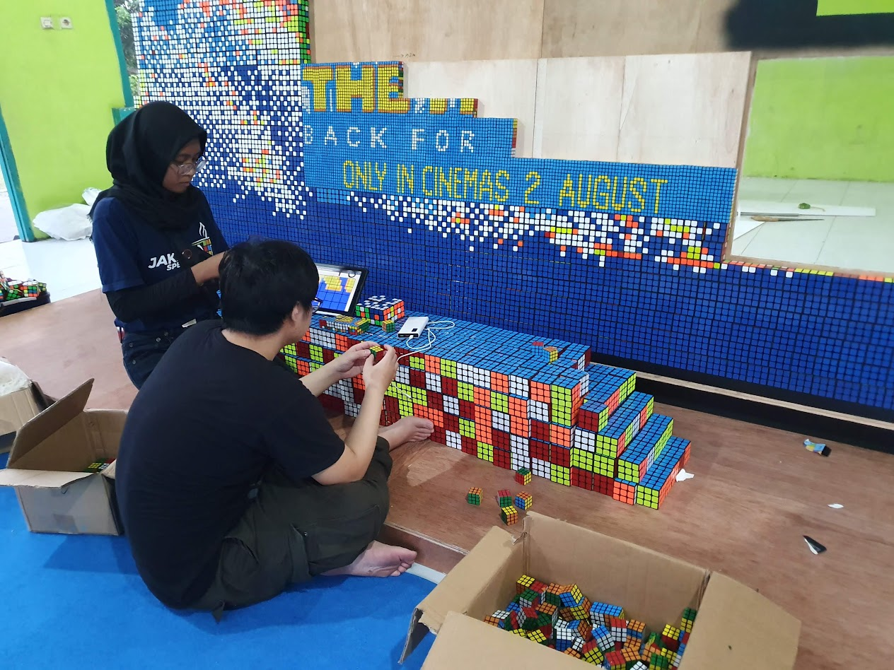 Mosaik Rubik Terbanyak - foto 2