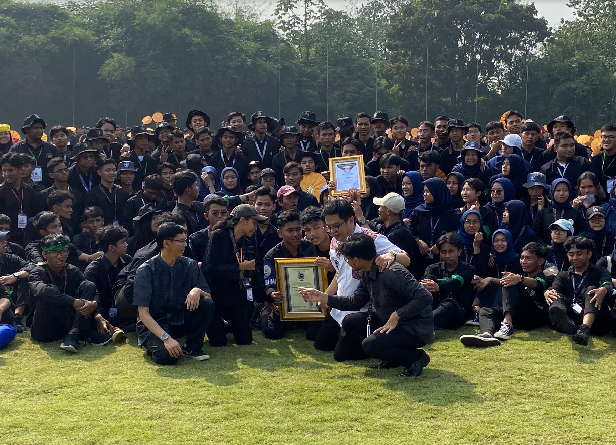 Konfigurasi Gambar Mosaik Kipas dengan Peserta Terbanyak - foto 2